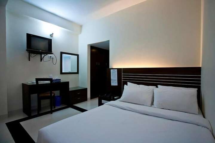 Room 19 of 42