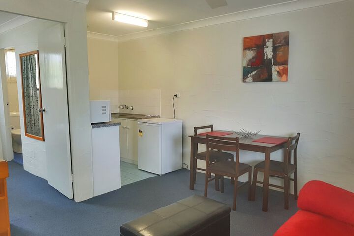 Room 27 of 113