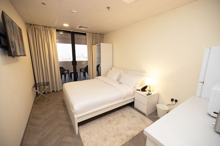 Room 7 of 25