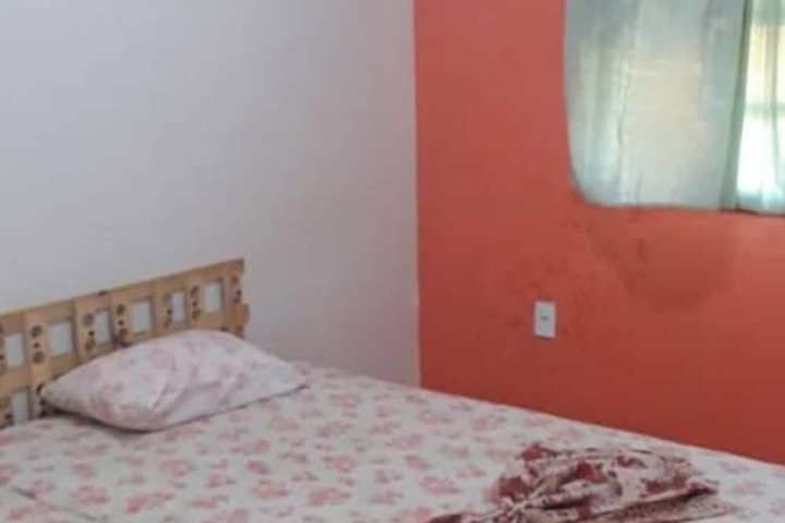 Room 3 of 27