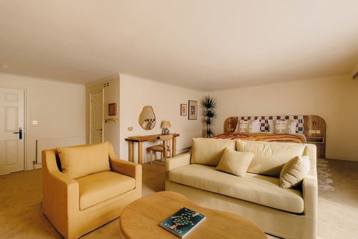 Room 14 of 75