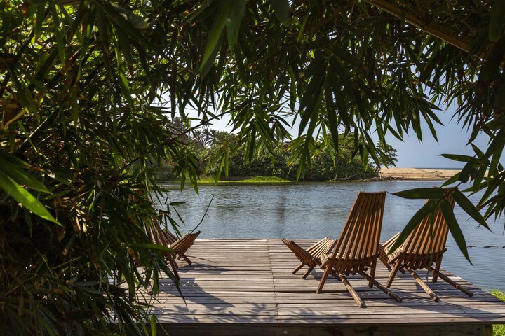 Sundeck 33 of 39