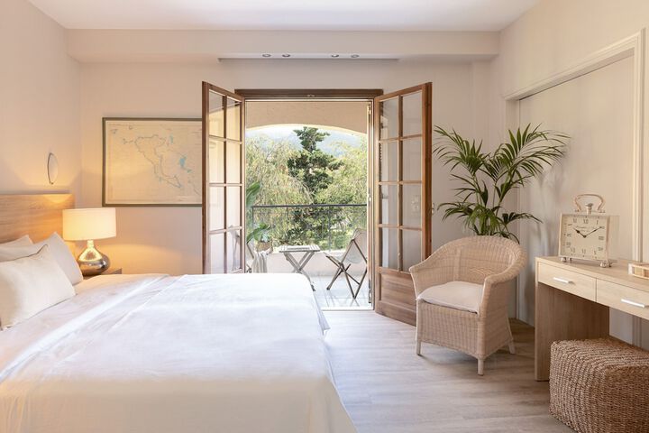 Room 20 of 106