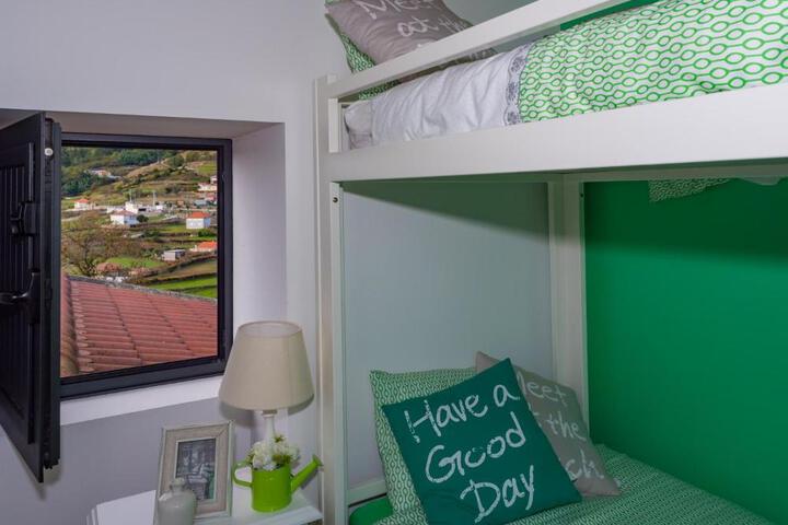 General 9 of 17