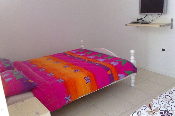 Room 10 of 57