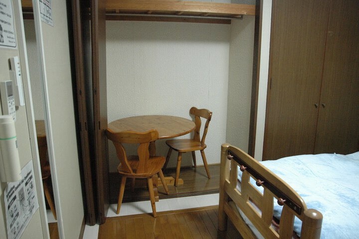 Room 13 of 111
