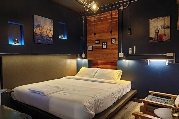 Room 17 of 67