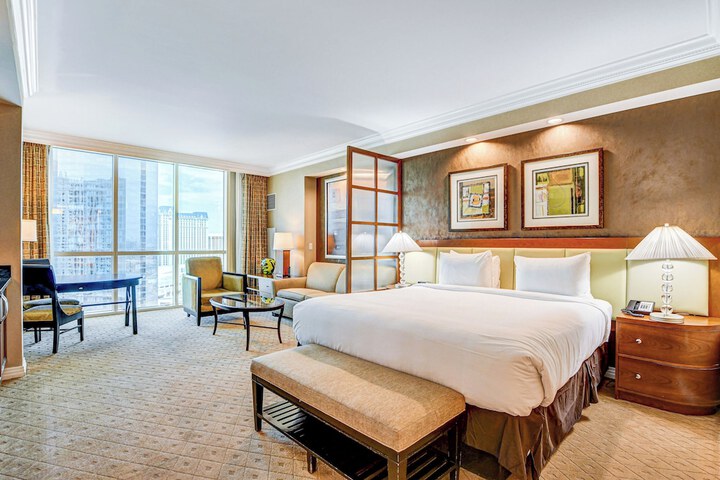 Room 21 of 74