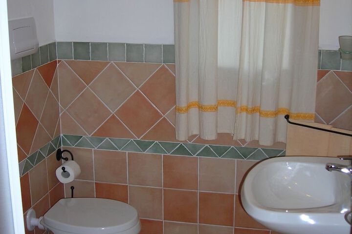 Room 14 of 46