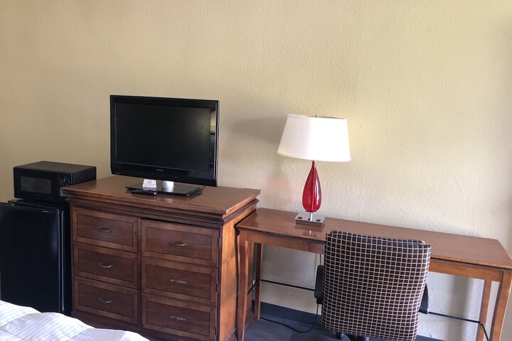 2 Double Beds (4 of 14)