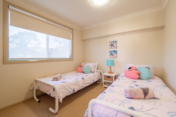 Room 5 of 26