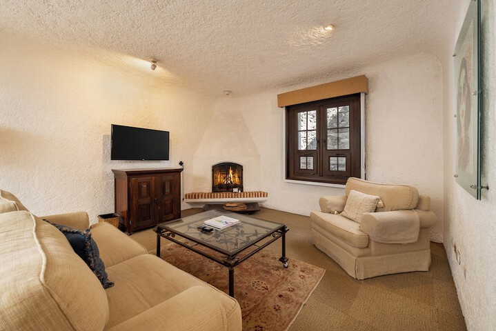 Room 54 of 127