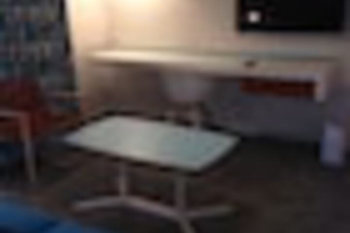 Room 92 of 255