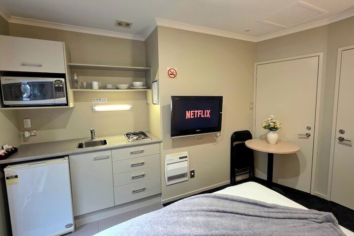 Room 27 of 56