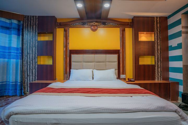 Room 36 of 65