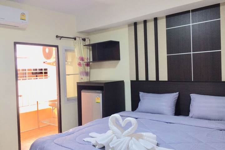 Room 10 of 24