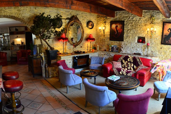 Lobby sitting area