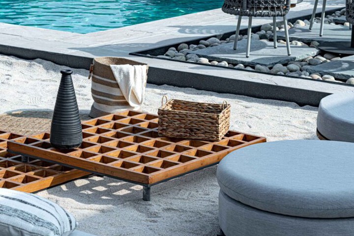 Pool 84 of 143