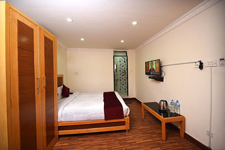Room 7 of 20
