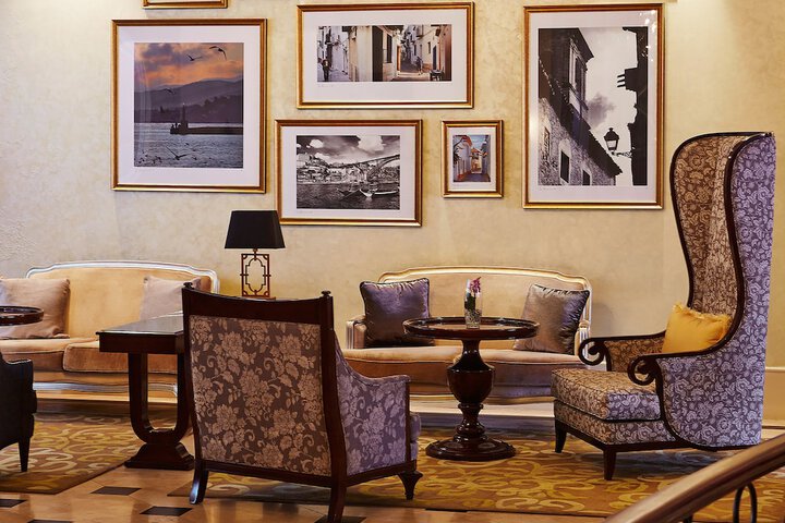Hotel Interior 8 of 208
