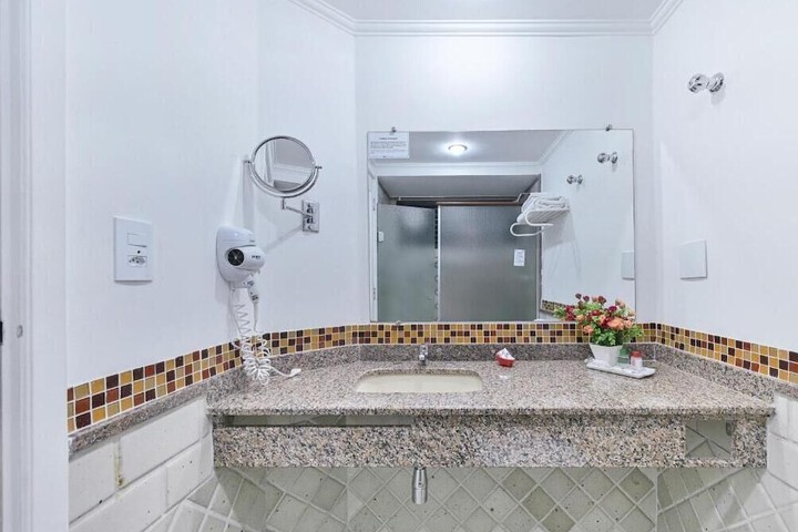 Clean Restrooms