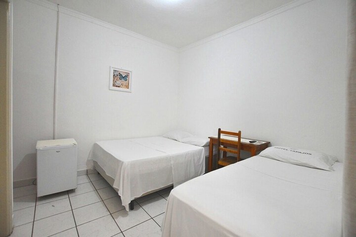 Room 8 of 34
