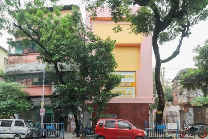 Eennra North Guest House