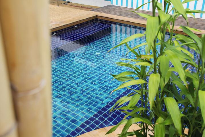 Hotel 157 of 160