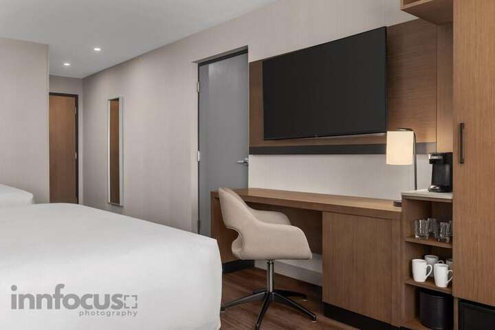 Room 4 of 35