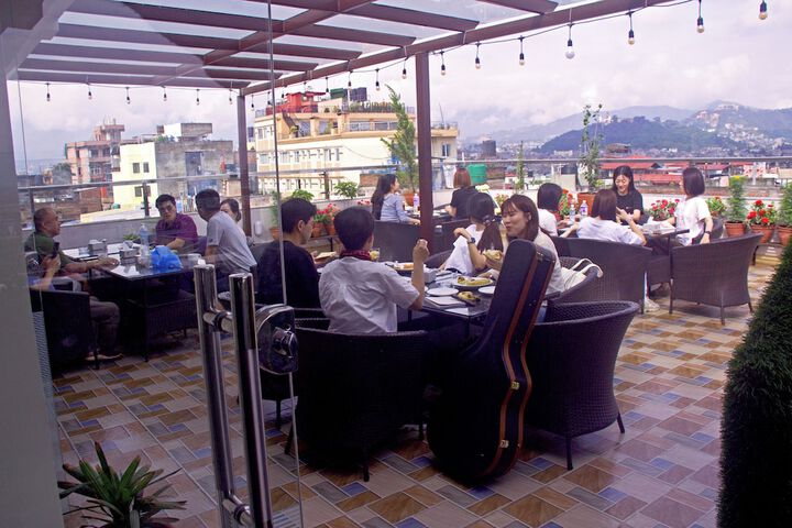Dining 41 of 61