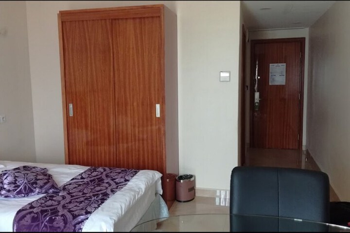 Room 14 of 59