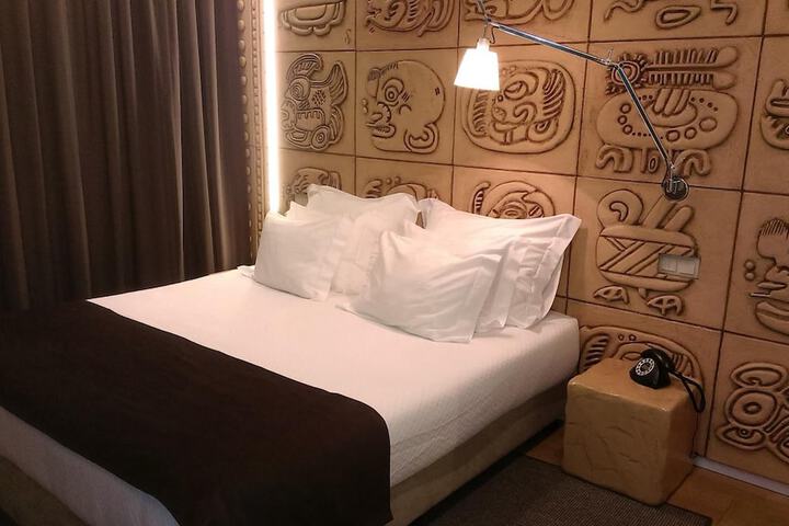 Room 33 of 55