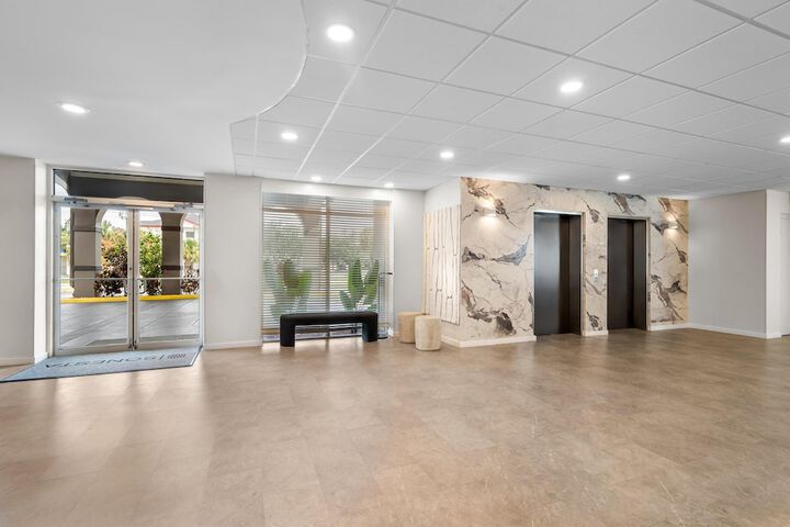 Hotel Interior 3 of 39