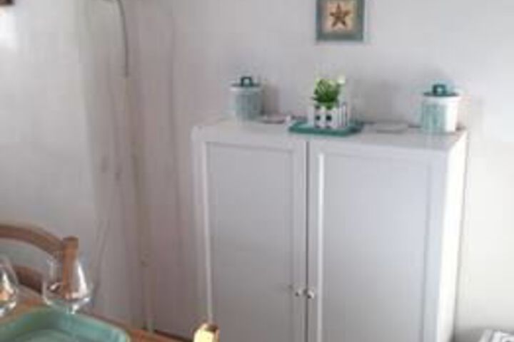 Room 28 of 34