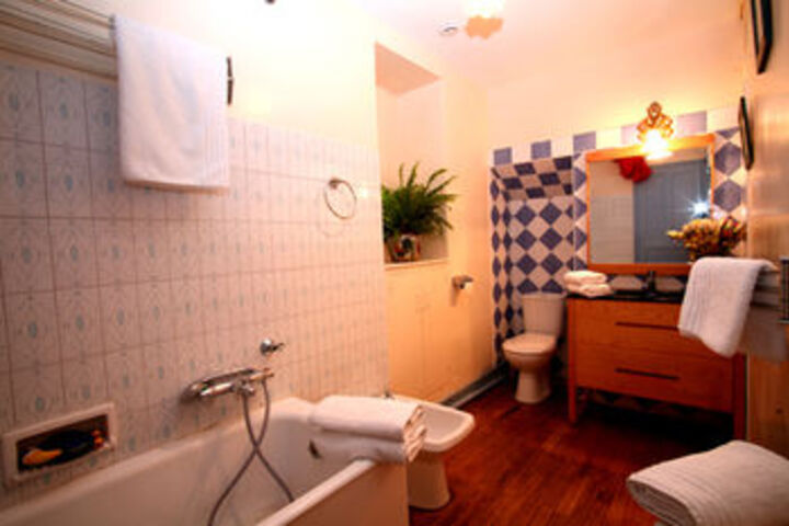 Room 6 of 22