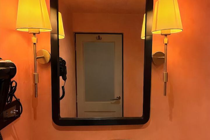 Room 55 of 58