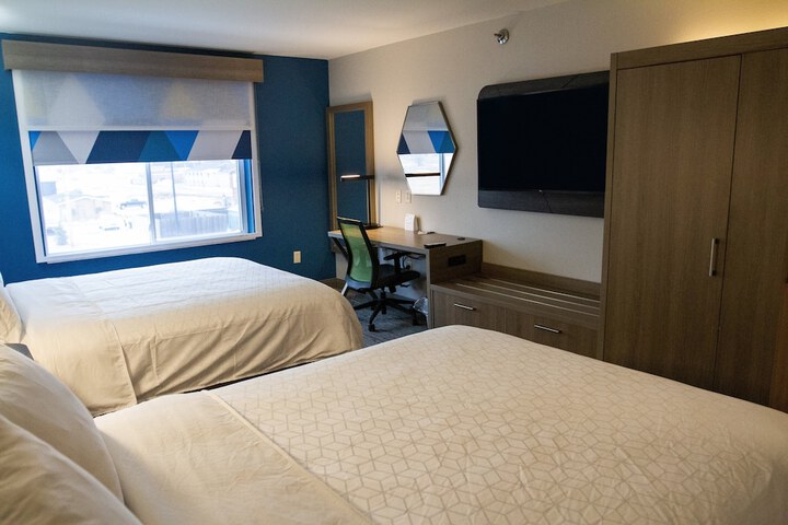Room 10 of 56