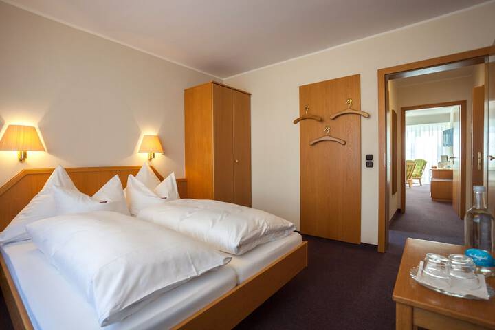 Room 13 of 41