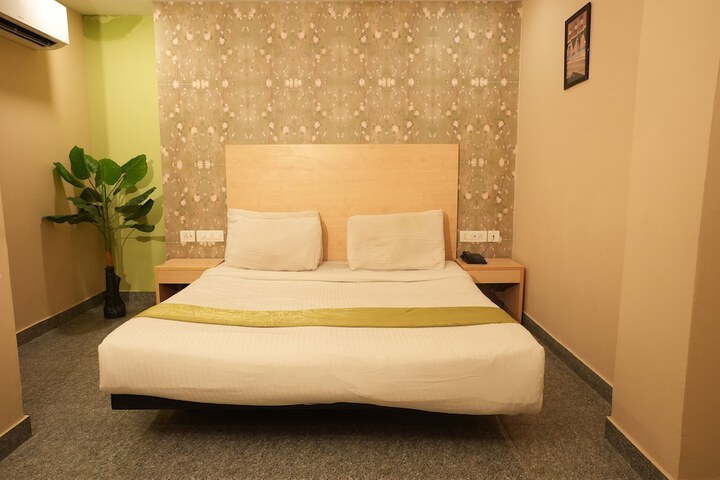 Room 31 of 46