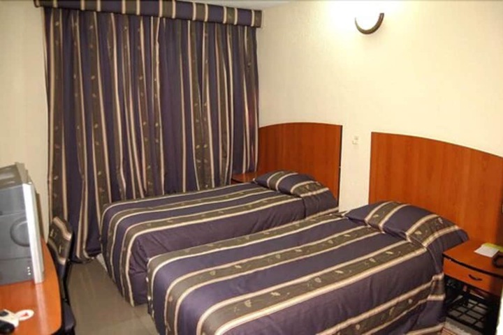Room 7 of 51