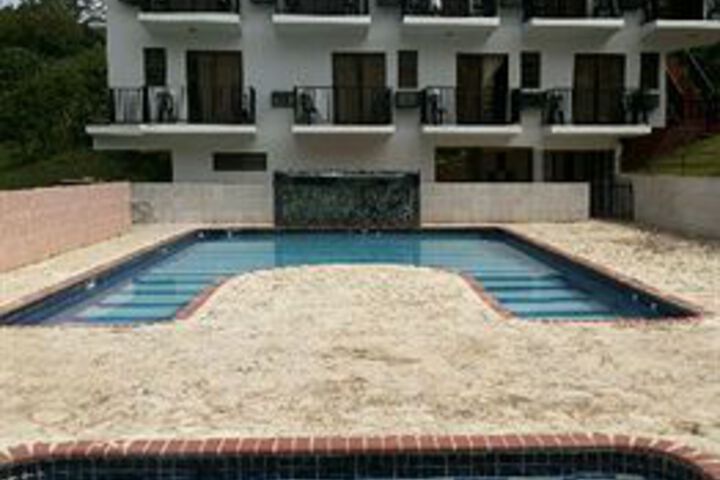 Pool 17 of 26