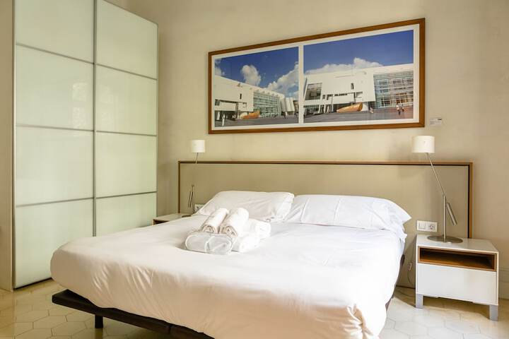 Room 17 of 36