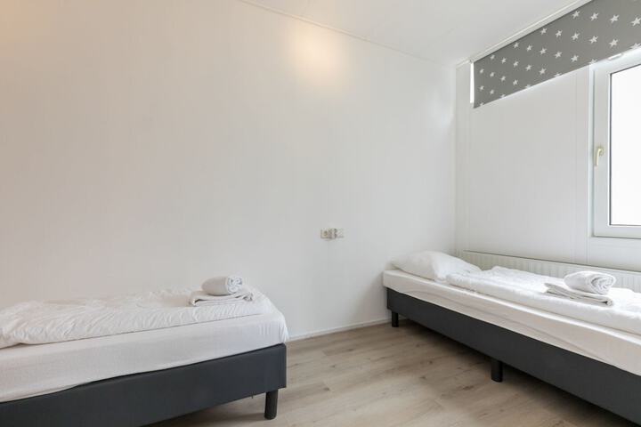 Room 5 of 26