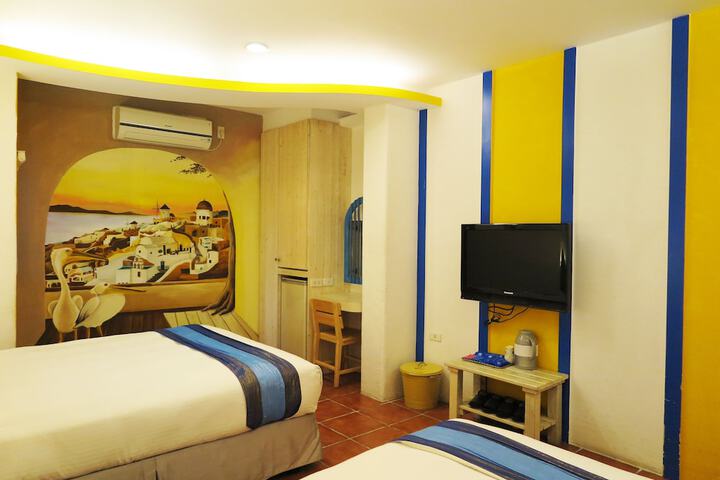 Room 13 of 46
