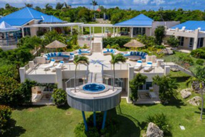 Hotel 8 of 118