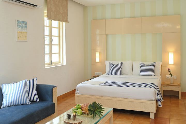 Room 13 of 60