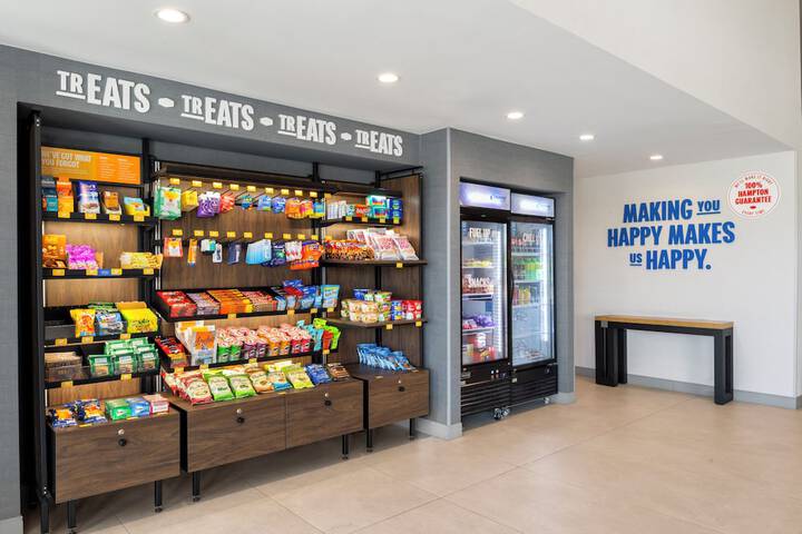 Snack bar