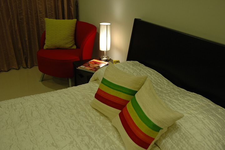 Room 6 of 31