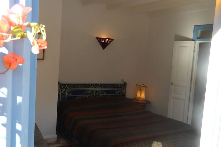 Room 20 of 266