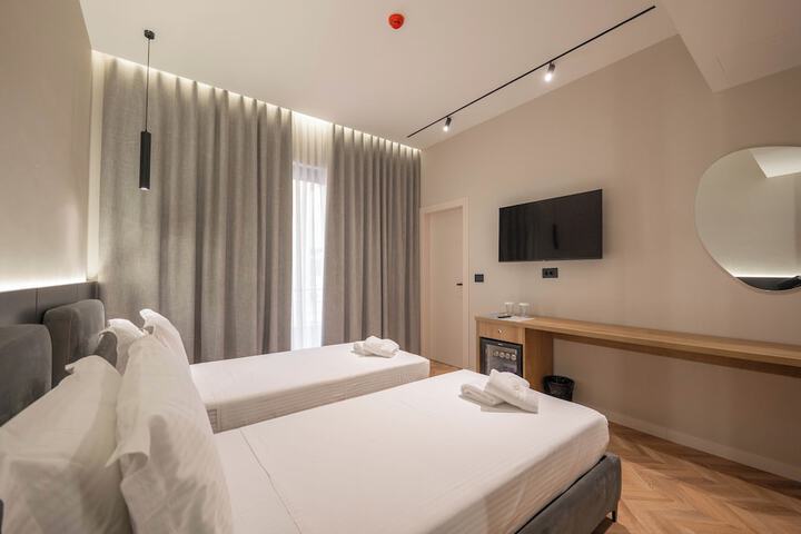 Room 40 of 117